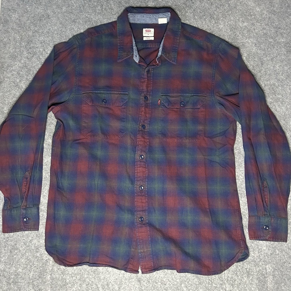 Levis Men's Medium Relax Long Sleeve Flannel Shirt Blue Maroon Plaid Button Up